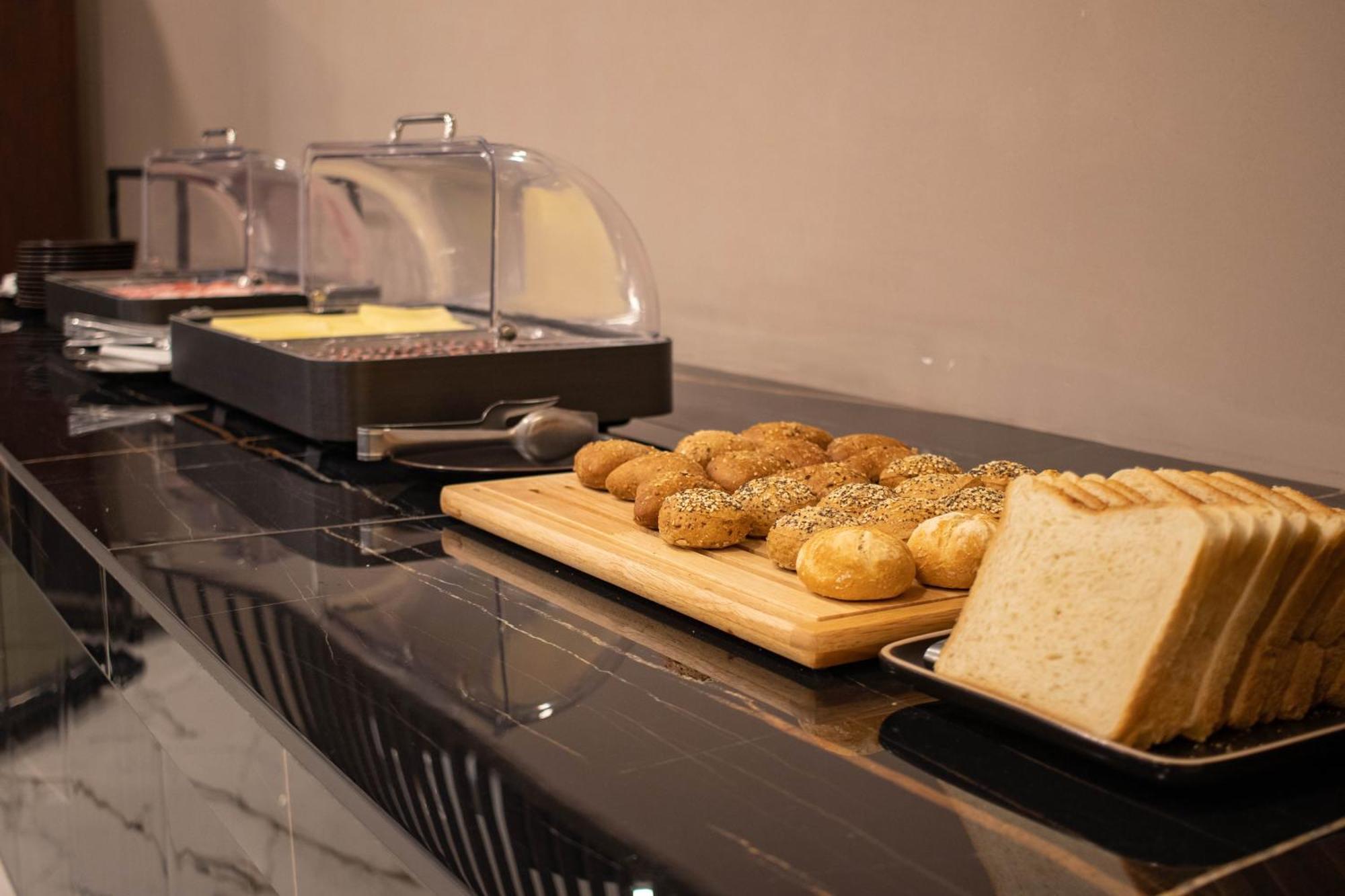 Emma Hotel Bologna Fiera Granarolo dell'Emilia Ngoại thất bức ảnh